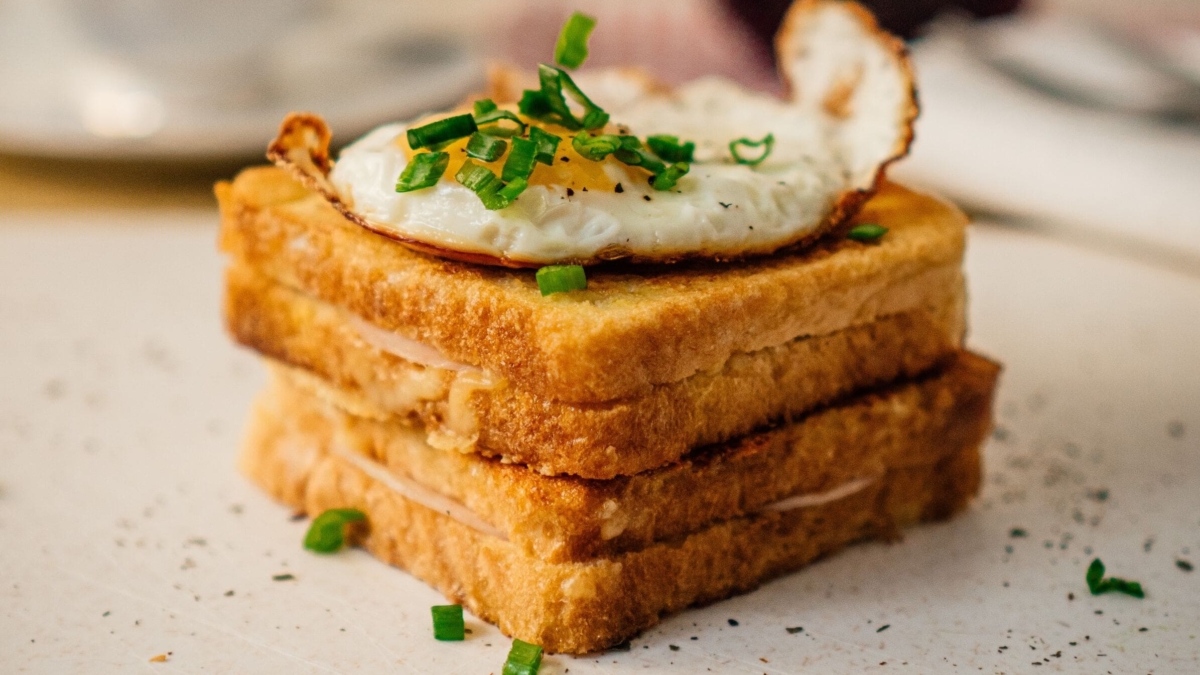 croque madame adam bartoszewicz fd5n2sZsV5g unsplash11
